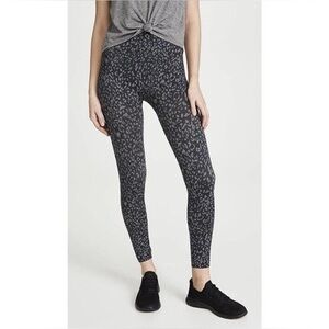 Spanx look at me now grey blue leopard leggings size large seamless